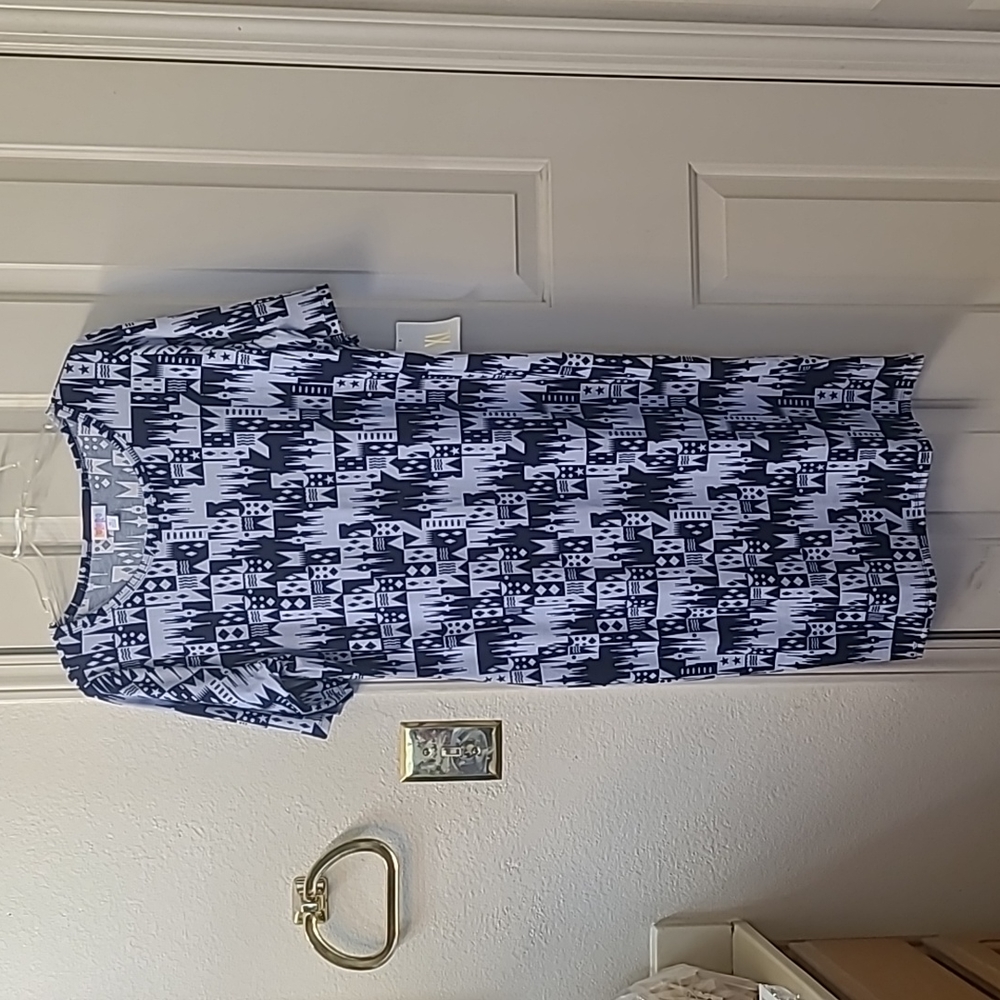 LulaRoe Disney Julia with Castle print, Navy & White sz XL, NWT